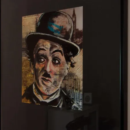 Chaplin Couette-café